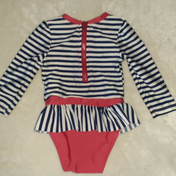 CAT & JACK 1 PC SWIMSUIT RASH GUARD RED WHITE BLUE LONG SLEEVE-GIRLS SIZE 12 MO - Picture 3 of 3